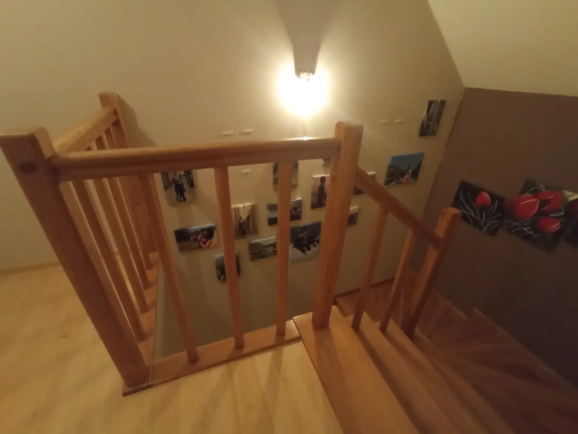 Renowacja schodów dębowych z wymianą balustrady